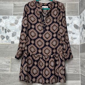 EUC Loft navy blue print dress - size small